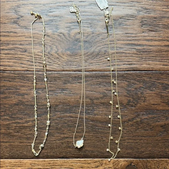 Three Kendra Scott Gold Necklace Set - Picture 2 of 5
